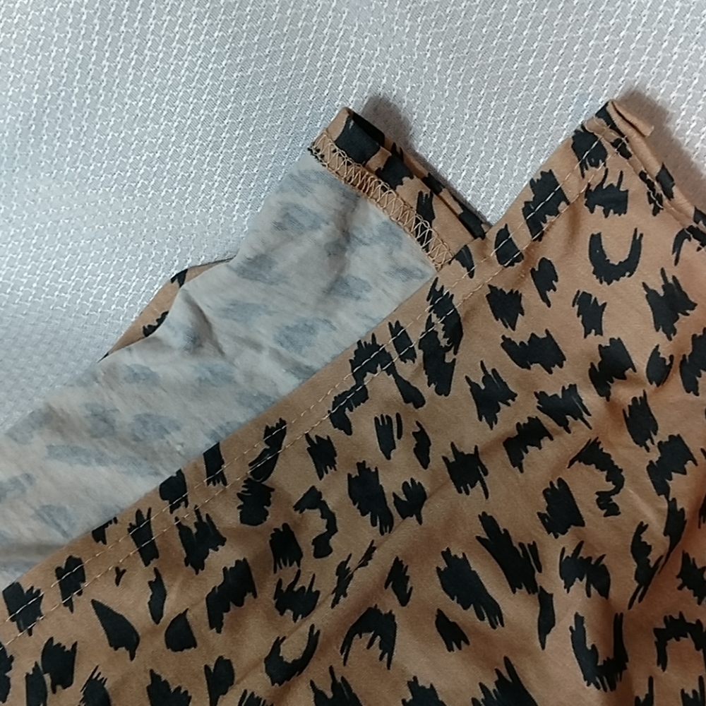 ✨HP✨ Knee Length Leopard Print Cardigan - Picture 6 of 8